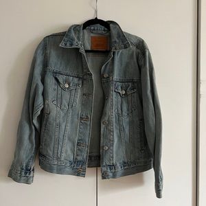 Levi jean jacket